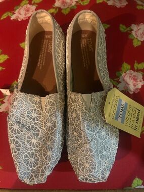 Toms Silver Floral Lace Slip-On Flats